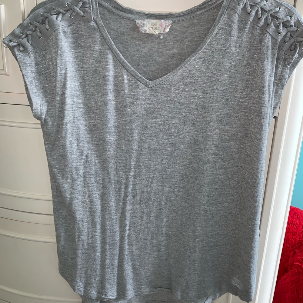 Gray top
